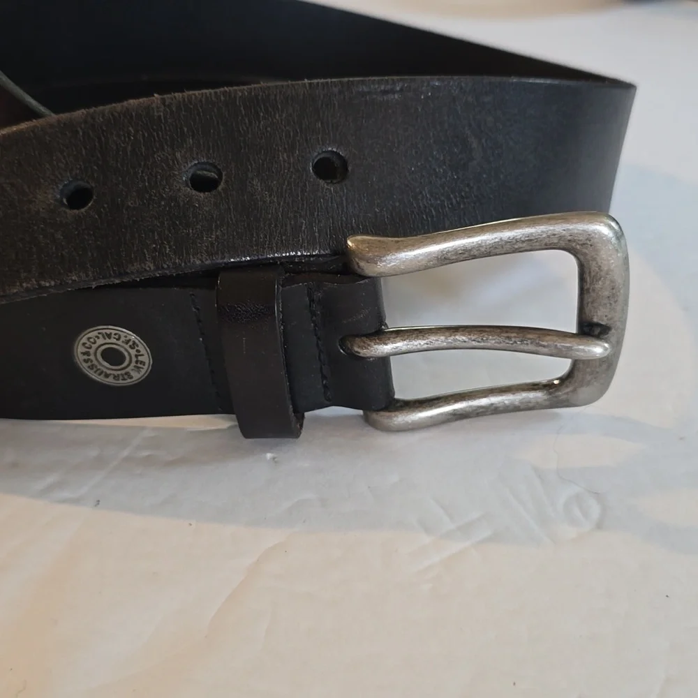 Levi's| Mens Black Leather Belt Silver Square Buckle Dress Office Sz.L/XL